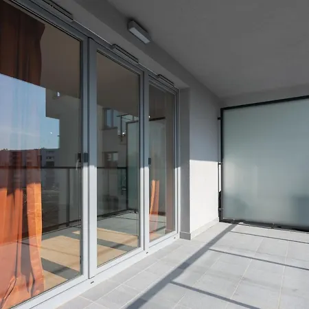 Family Nearto Old Town Vermelo By Neartopl