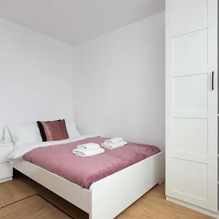 Appartement Family Nearto Old Town Vermelo By Neartopl *